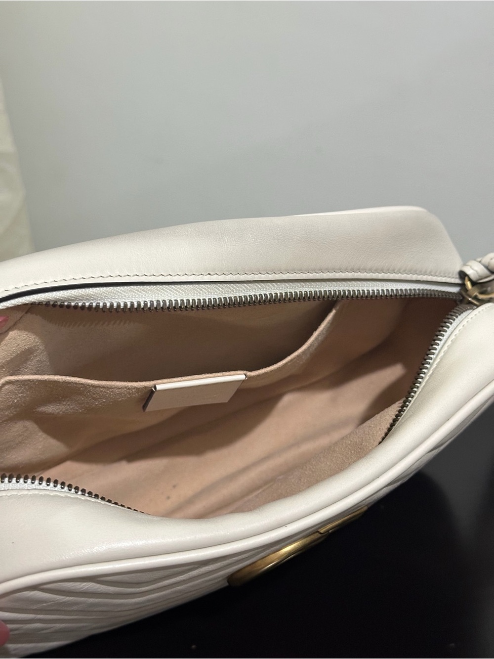 Gucci Marmont Medium Camera Bag with Gold Hardware - Picture 5 of 9